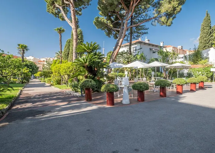 Mileade L'orangeraie - Entierement Renove 3* Μεντόν