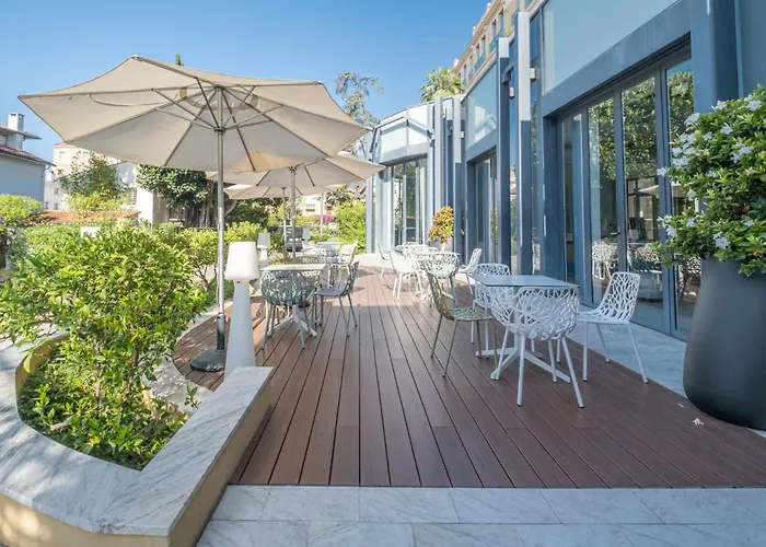 Mileade L'orangeraie - Entierement Renove 3* Μεντόν